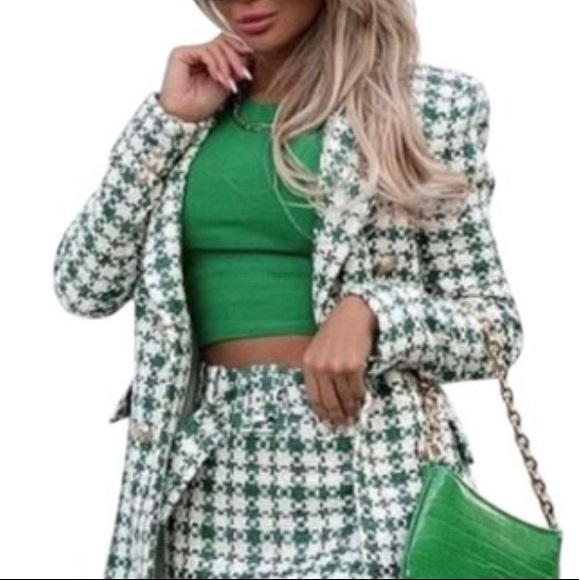 Zara Jackets & Blazers - Zara button up jacket
